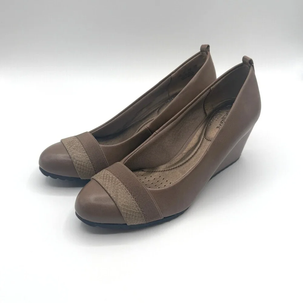 LifeStride Wedge Women Size 7.5 Brown Snakeskin Detail Comfort Pump Office Shoes